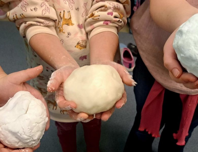 Zimowa masa sensoryczna (3 warianty)